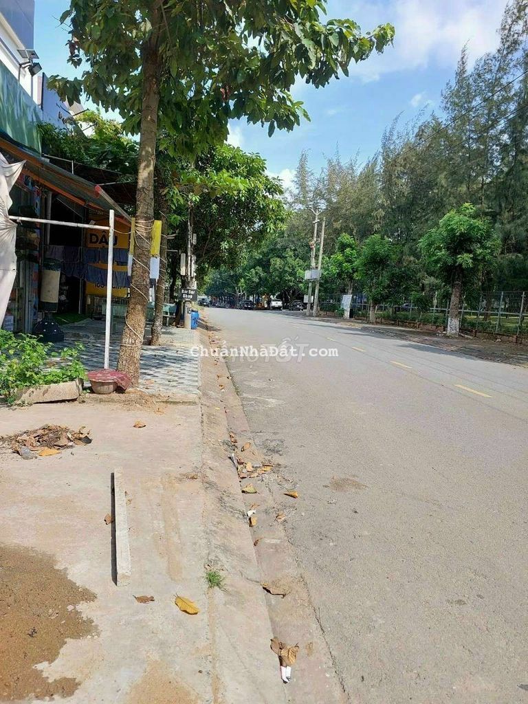 Đất Sổ Riêng Giá chỉ 1ty450, Trung Tâm Sát Bùi Thị Xuân, Ph. Tân Bình