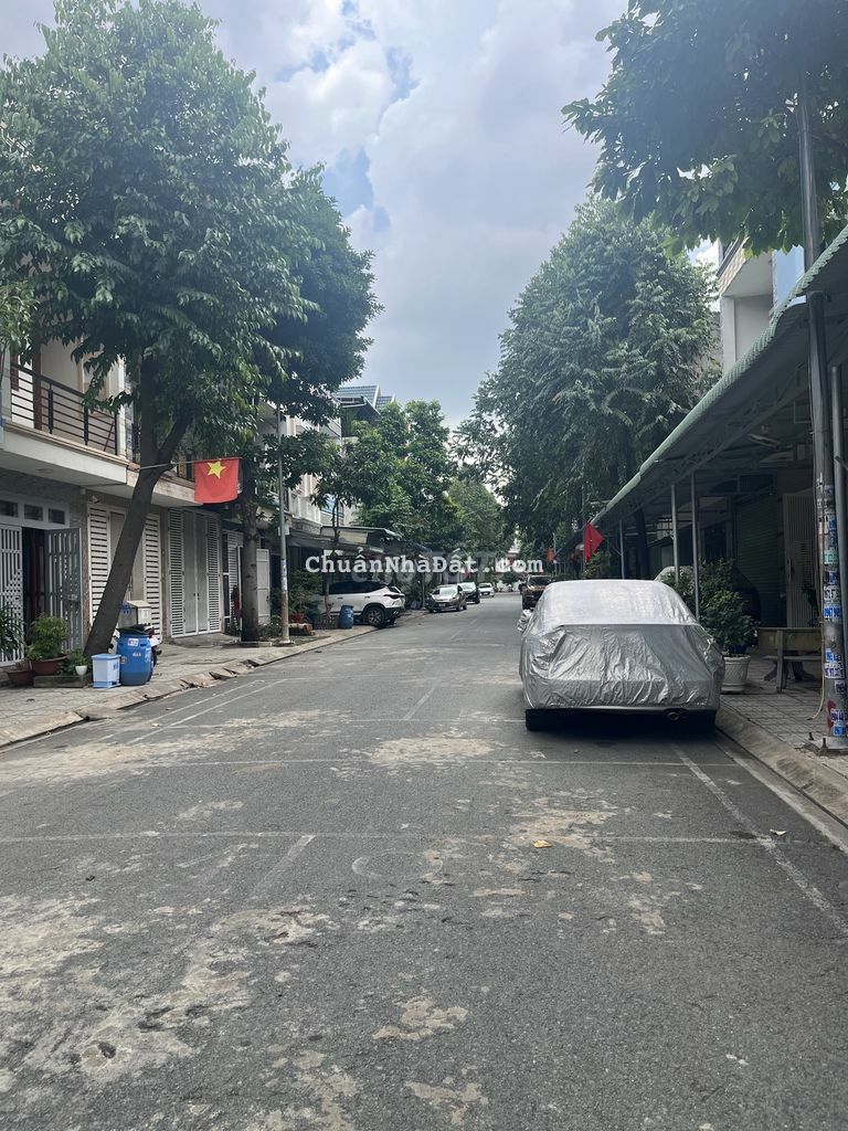 Lô Đất Khu Toa Xe Đường Nhựa Vỉa Hè Thông Thoáng