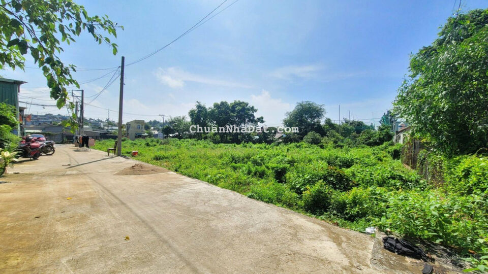 Bán 2 lô đất giá chỉ 1tỷ740/lô gần đường Nguyễn Thị Tươi P. Tân Bình Dĩ An Bán 2 lô đất giá chỉ 1tỷ740/lô gần đường Nguyễn Thị Tươi P. Tân Bình Dĩ An