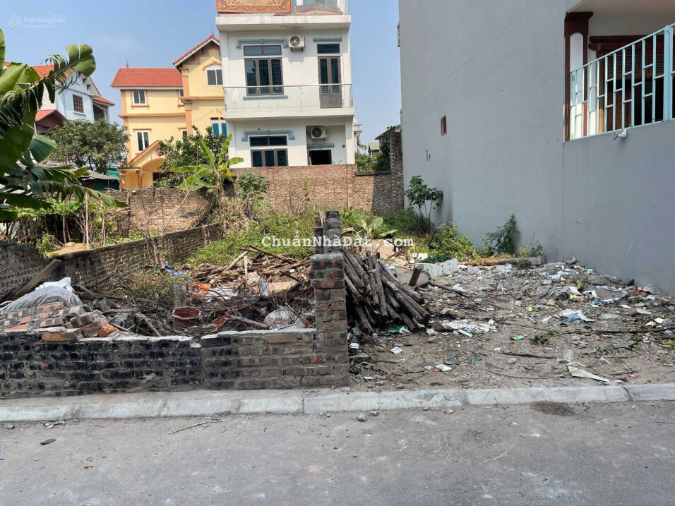 Bán lô đất 128m2 mặt đường Ngọc Động, ô tô tránh nhau thoải mái, khổ đất đẹp mặt tiền rộng