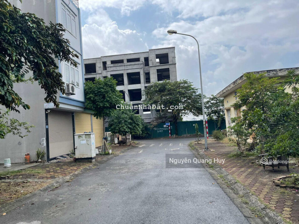 Cần bán gấp lô đất 30m2 hai mặt thoáng trước sau, tại khu TĐC Trâu Quỳ, Gia Lâm