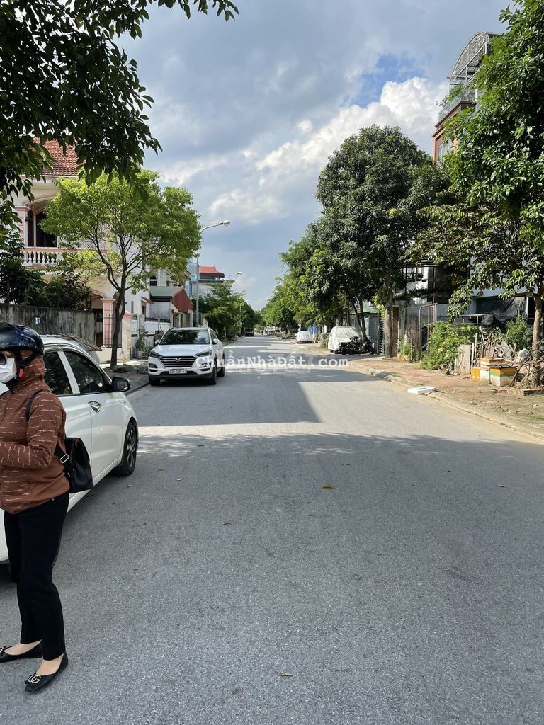 Bán 69m2 đất 31ha Trâu Quỳ bán gấp 8.2 tỷ Bán 69m2 đất 31ha Trâu Quỳ bán gấp 8.2 tỷ