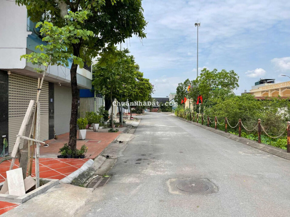 Bán lô đất 75m2 đấu giá X3 Đông Dư, khổ đẹp, không lỗi lầm, khuôn tiền vừa phải