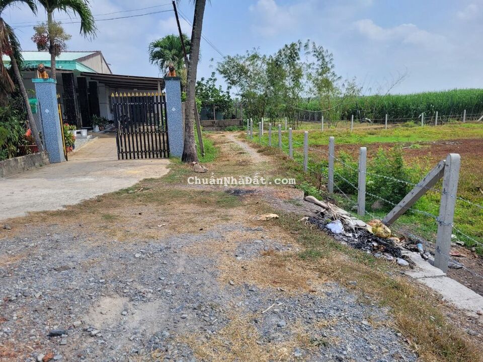 5x26 full thổ cư. Nở hậu. 2 mặt tiền. Gần ủy ban. 489tr. Vị trí đẹp