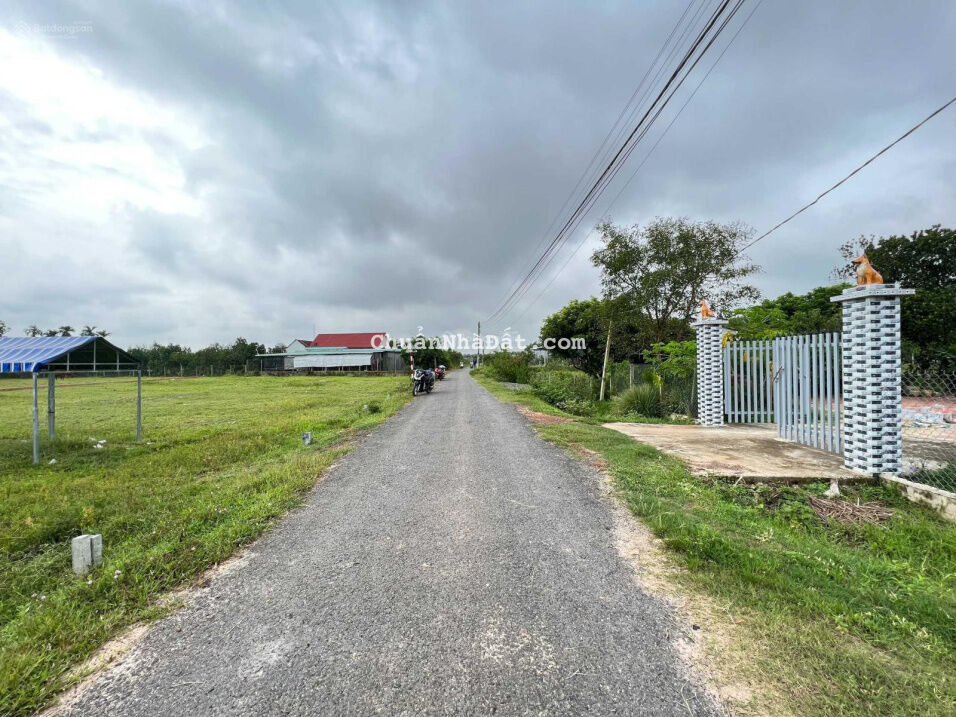 Hiện tại chủ cần bán nhanh 03 lô đất để lo công việc ngay KCN Phước Đông 1ty5, 555m2 (330m2 thổ)