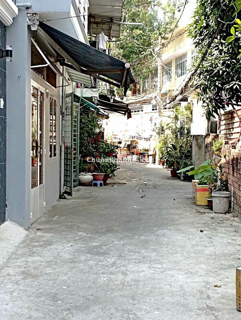 Đất 4 nở hậu 5,3 x 16 sổ 72m2 HXH Lê Đức Thọ, ngay CA F6, sát mặt tiền Đất 4 nở hậu 5,3 x 16 sổ 72m2 HXH Lê Đức Thọ, ngay CA F6, sát mặt tiền