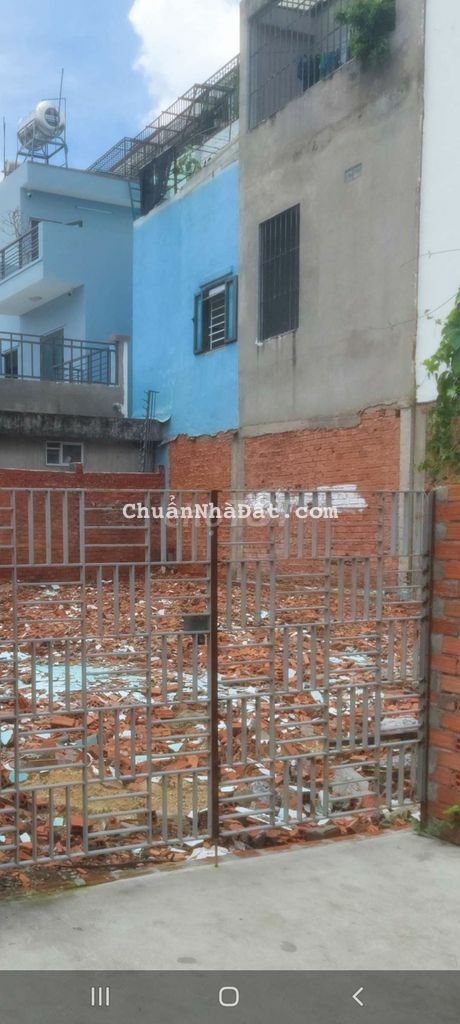 BÁN 2 LÔ ĐẤT VỊ TRÍ ĐẸP , DT LỚN HẺM XE TẢI , QUẬN - GV