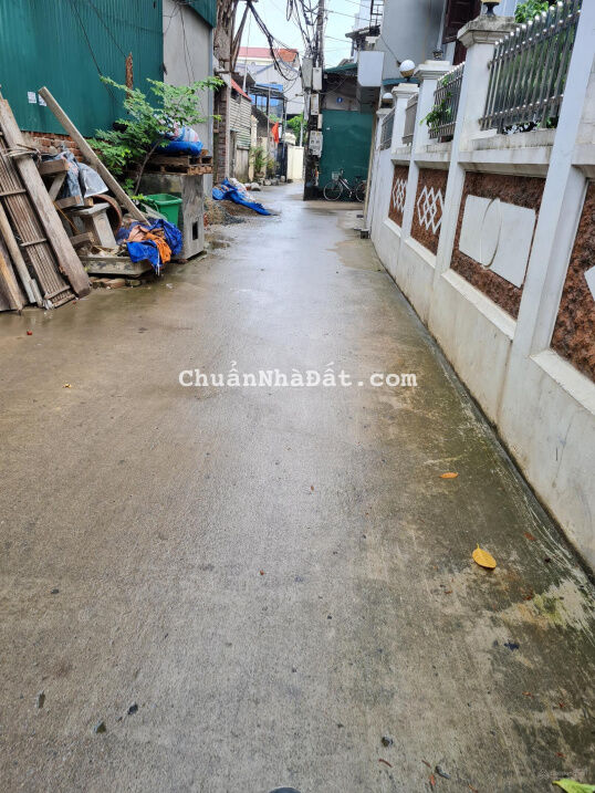 Bán đất 30,5m2 tại đường hoa thám, La Phù 1.3 tỷ gần ngay sau khu D Geleximco Lê Trọng Tấn