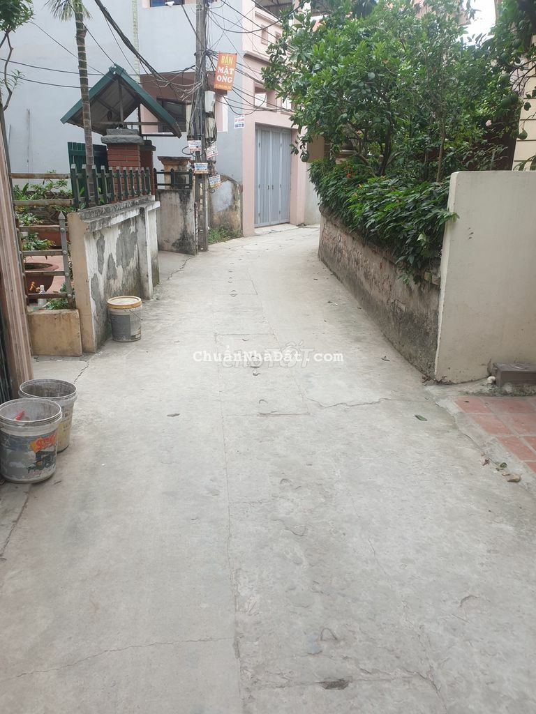 CHỦ NHÀ CẦN BÁN GẤP MẢNH 33M2 TẠI VÂN CANH CHỈ CÁCH MỸ ĐÌNH TẦM 5KM.