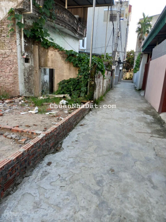 Bán đất Di Trạch 36m2, đất, ngõ rộng, lô góc, 2 mặt thoáng, giá chào 1.8 tỷ Bán đất Di Trạch 36m2, đất, ngõ rộng, lô góc, 2 mặt thoáng, giá chào 1.8 tỷ