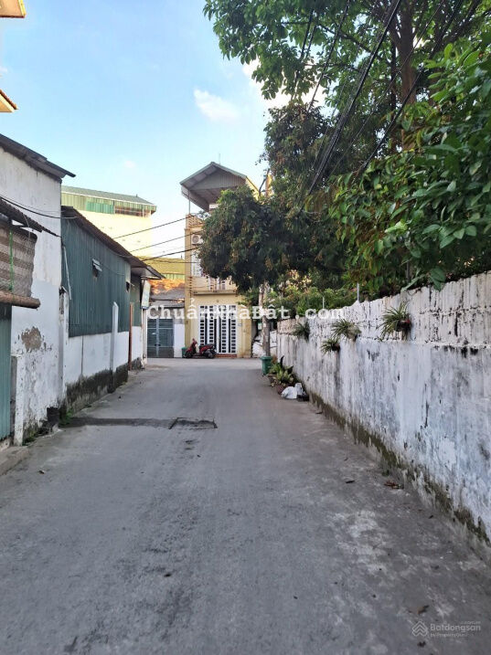 Bán đất Di Trạch 36m2, đất, ngõ rộng, lô góc, 2 mặt thoáng, giá chào 1.8 tỷ Bán đất Di Trạch 36m2, đất, ngõ rộng, lô góc, 2 mặt thoáng, giá chào 1.8 tỷ