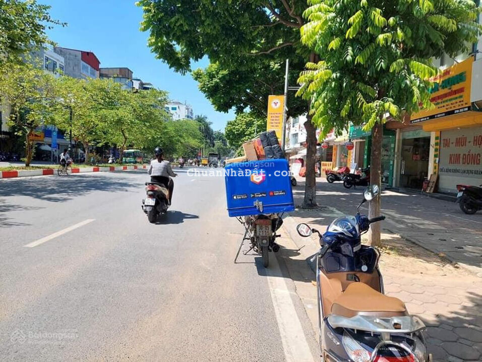 Bán mảnh đất siêu đẹp phố Tân Mai, Hoàng Mai, hai thoáng, vỉa hè kinh doanh, 131m2*MT 8m*19,5 tỷ