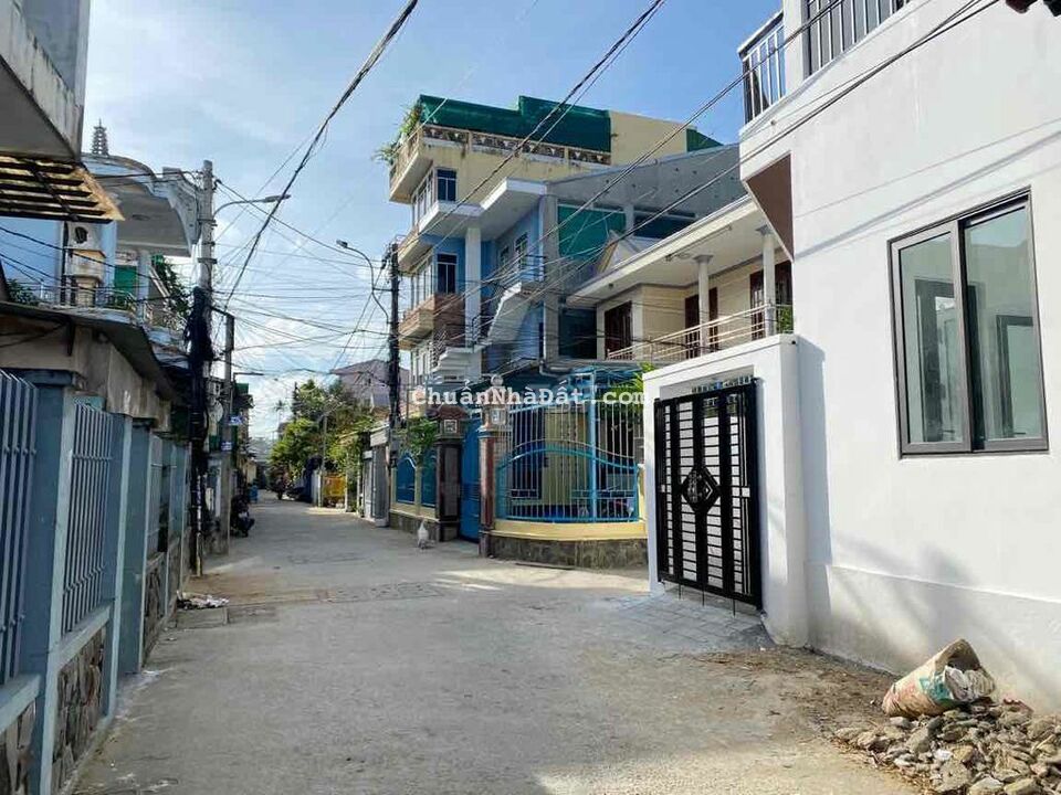 Bán đất tặng 7 phòng trọ. kiệt 246 Hùng Vương