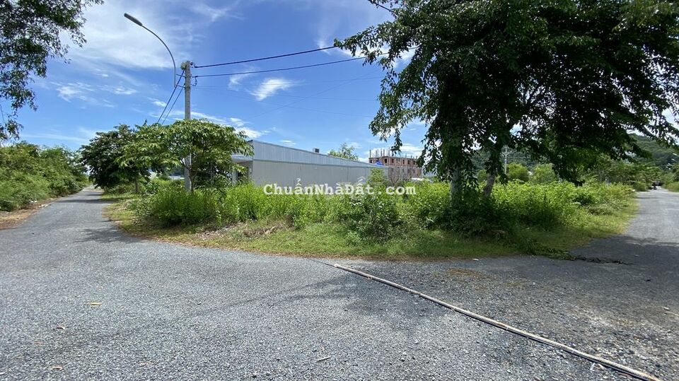 Đất nền ven biển Chợ Đêm Hà Tiên, 5 x 25, full thổ, Đông Nam, Sổ Hồng Đất nền ven biển Chợ Đêm Hà Tiên, 5 x 25, full thổ, Đông Nam, Sổ Hồng