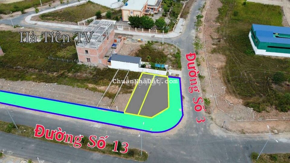 Cặp nền góc đường số 13 và 3 gần chợ đêm Cặp nền góc đường số 13 và 3 gần chợ đêm