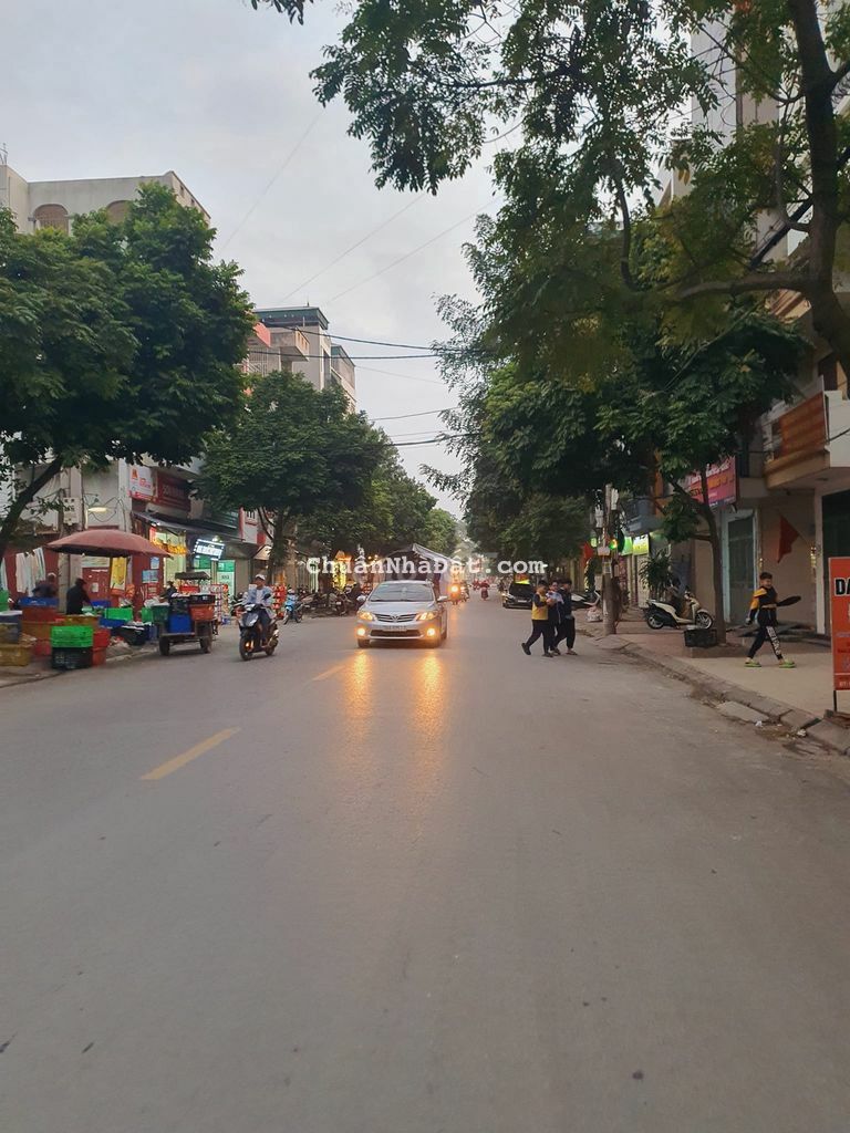 CHẠY BÃO LÔ ĐẤT F0 YÊN NGHĨA, HÀ ĐÔNG, Ô TÔ, LÔ GÓC, 3 THOÁNG