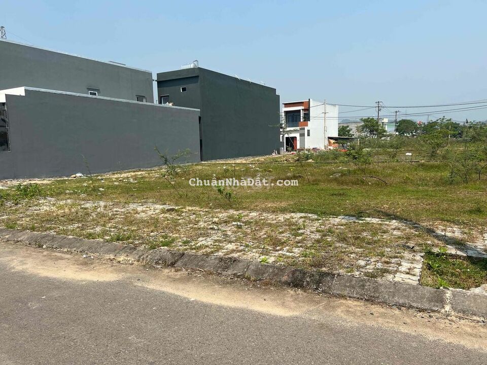 Hoà Liên 3 mở rộng đường 5.5m sụp nhất khu vực