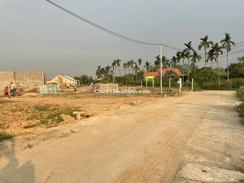 Đường 4m5 Sẵn Sổ Nằm Gần Chợ, Dân Cư Đông Đúc Gần chợ Lệ Trạch