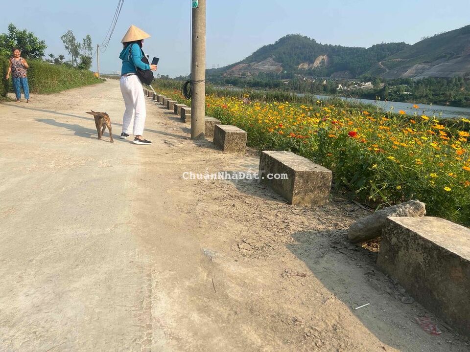 1500m mặt tiền sông CuĐê thôn Trường Định Hoà Liên