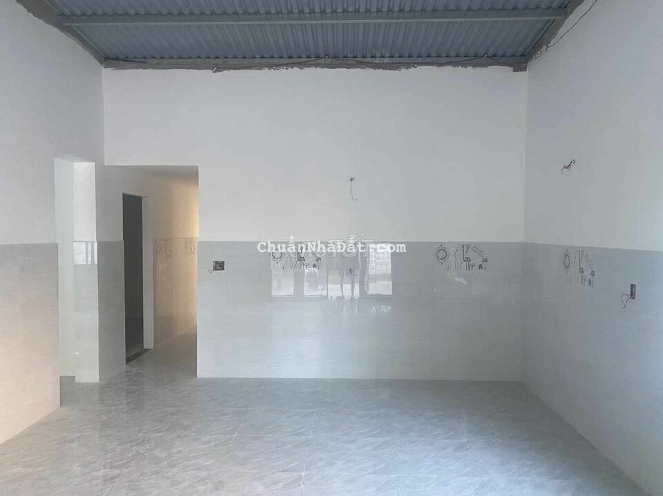 NHÀ CÂP 4 Ở HOÀ KHƯƠNG CÁCH VÀNH ĐAI CHỈ 100m NHÀ CÂP 4 Ở HOÀ KHƯƠNG CÁCH VÀNH ĐAI CHỈ 100m