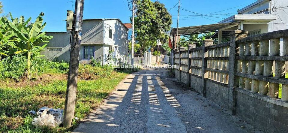 260m2 đất viết tay view suối phía sau gần nhà dân ở đông