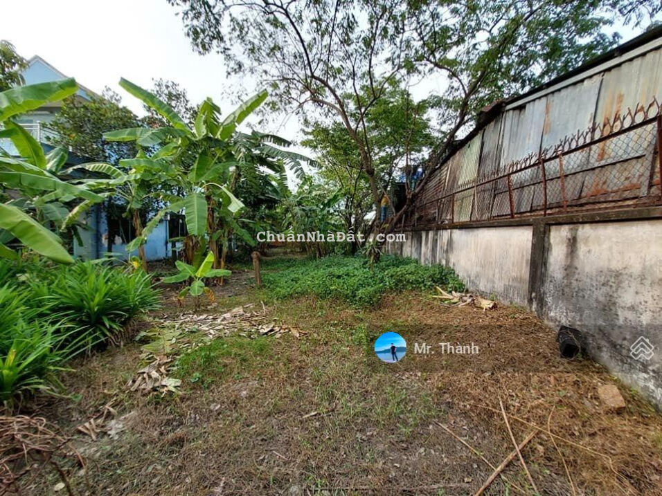 Nhượng lại lô đất thổ cư 105m2 đường Dương Công Khi, xã Tân Hiệp, gần ngay nhà máy nước