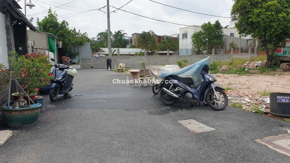 Đất thổ cư 5m x 22m, sẹc Trần Văn Mười, gần chợ đầu mối Hóc Môn Đất thổ cư 5m x 22m, sẹc Trần Văn Mười, gần chợ đầu mối Hóc Môn
