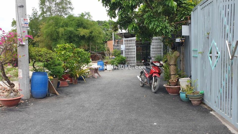 Đất thổ cư 5m x 22m, sẹc Trần Văn Mười, gần chợ đầu mối Hóc Môn Đất thổ cư 5m x 22m, sẹc Trần Văn Mười, gần chợ đầu mối Hóc Môn