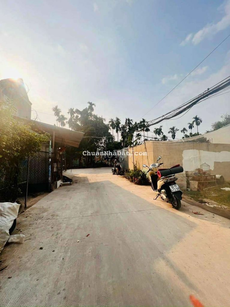 Đất thổ cư khu dân cư hiện hữu, đường 5m thông