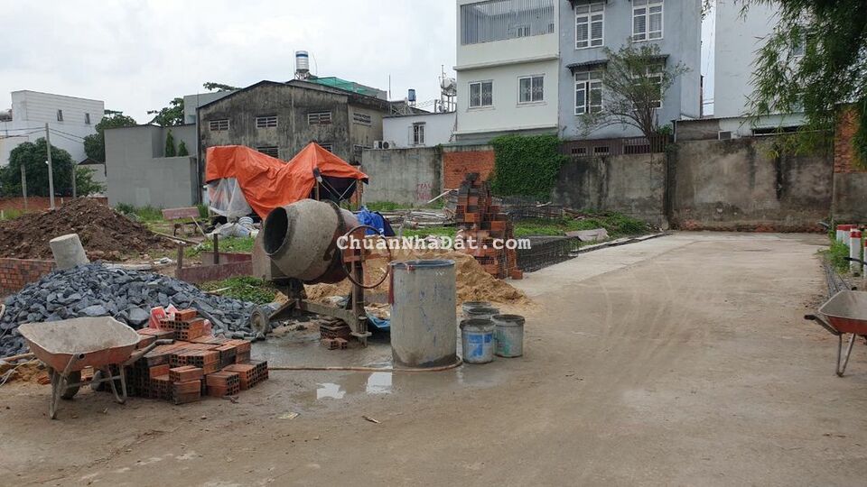 Đất thổ cư 5.5x23, sẹc Trần Văn Mười, gần chợ đầu mối Hóc Môn Đất thổ cư 5.5x23, sẹc Trần Văn Mười, gần chợ đầu mối Hóc Môn