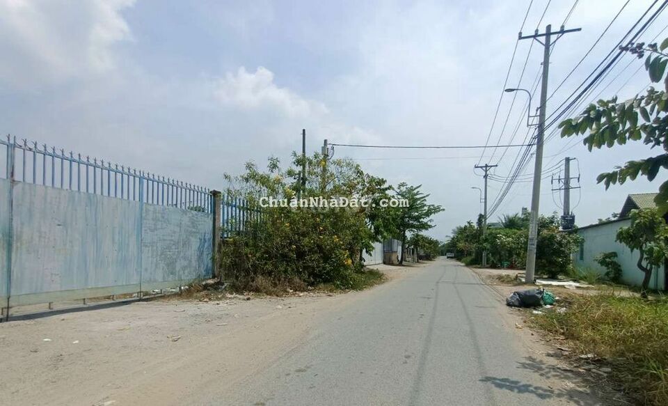 Đất mặt tiền đường Nhị Bình 4, DT 1850m2 (32 x 61)