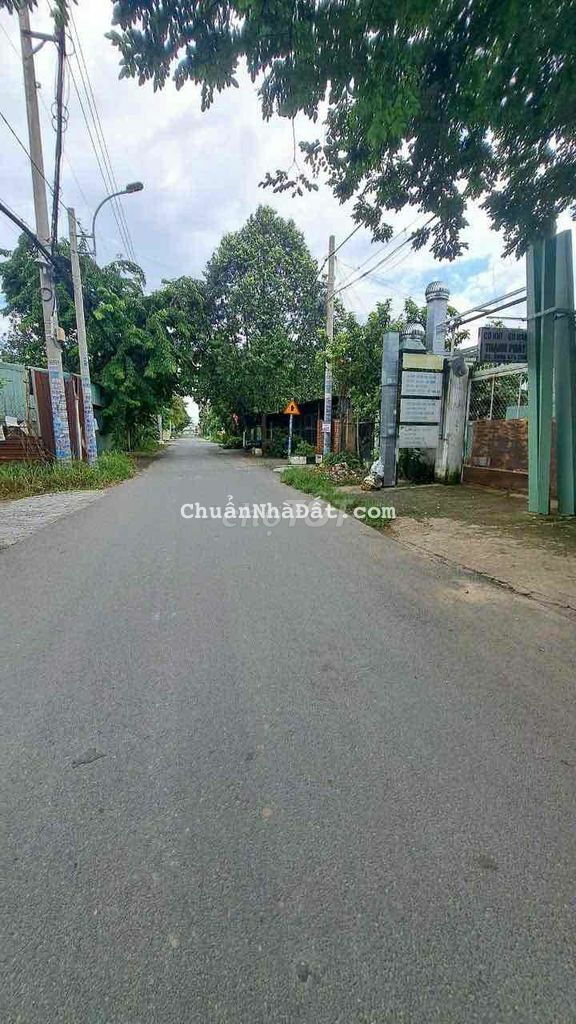 Nhà Mặt Tiền Nguyễn Thị Sáng ấp 6  , Xã Đông Thạnh.10 tỷ xuống 8,9tỷ