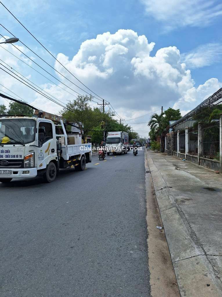 Mặt tiền Nguyễn Thị Ngâu, 14 x 45 thổ cư 100%, kế bên BHX