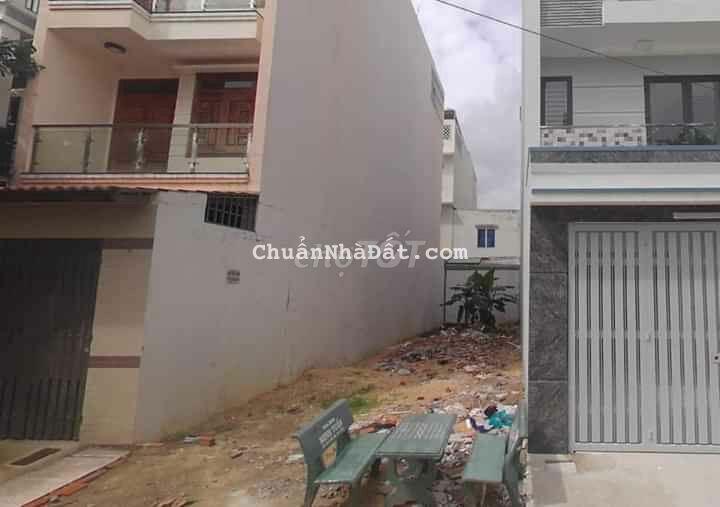 Cắt lỗ bán lô đất gần Bến Xe An Sương DT: 70m2 SHR Giá: 920 triệu Cắt lỗ bán lô đất gần Bến Xe An Sương DT: 70m2 SHR Giá: 920 triệu