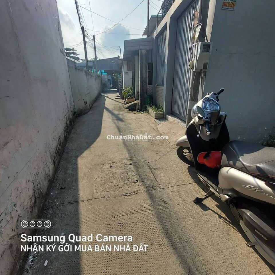 Đất thị trấn hóc môn