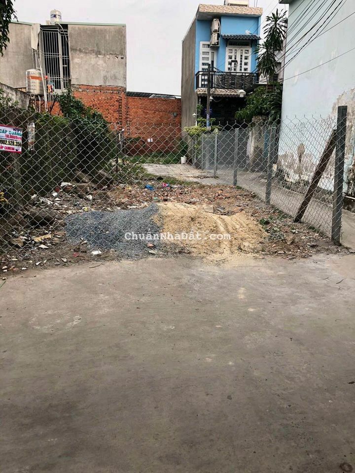 Bán đất SHR 71m2 Giá 860tr MT Lê Thị Hồng Gấm, ngay trường THCS