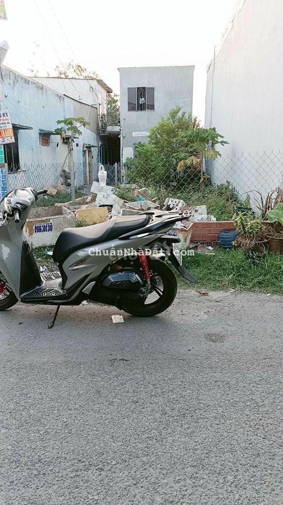 Bán đất thổ cư 4x18 Mặt Tiền đường nhựa thông