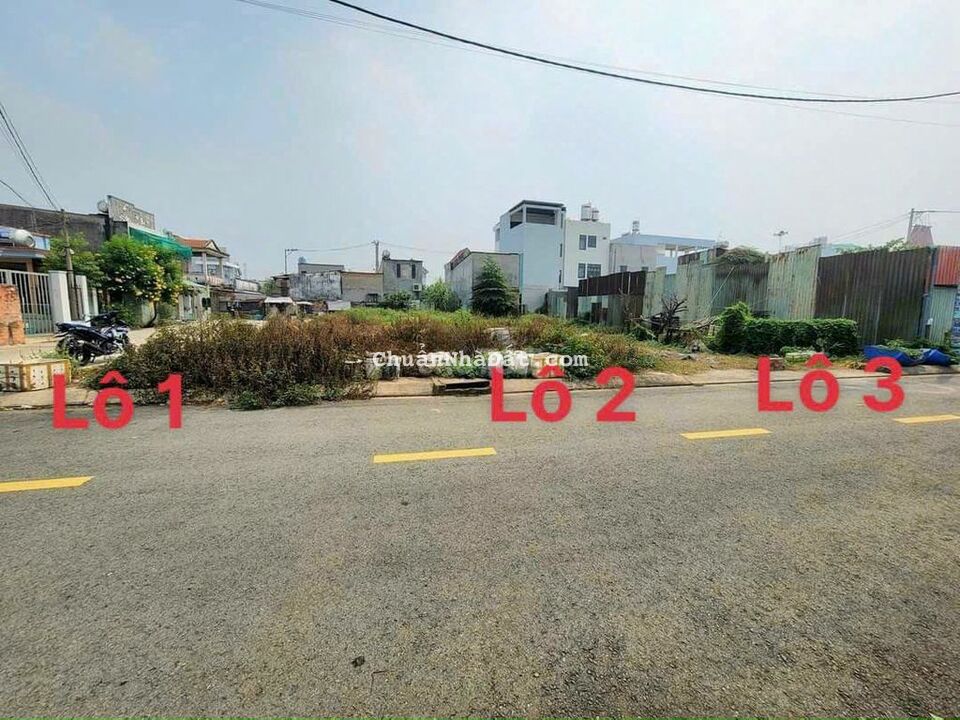 BÁN SĨ 3 LÔ 1/ NGUYỄN ẢNH THỦ XÃ THỚI TAM THÔN , HUYỆN HÓC MÔN SÁT Q12