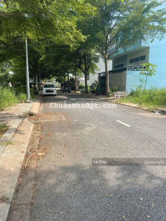 Chính chủ kẹt tiền cần bán gấp lô đất 93m2/1 tỷ 05, MT Đường Nguyễn Thị Thử, Hóc Môn. SHR,TC