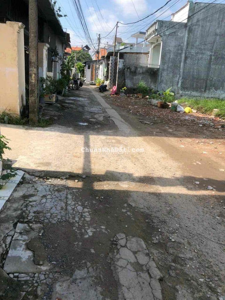 Hàng Ngon Đông Thạnh 2/ lê văn khương . hẻm xe hơi thông 4m