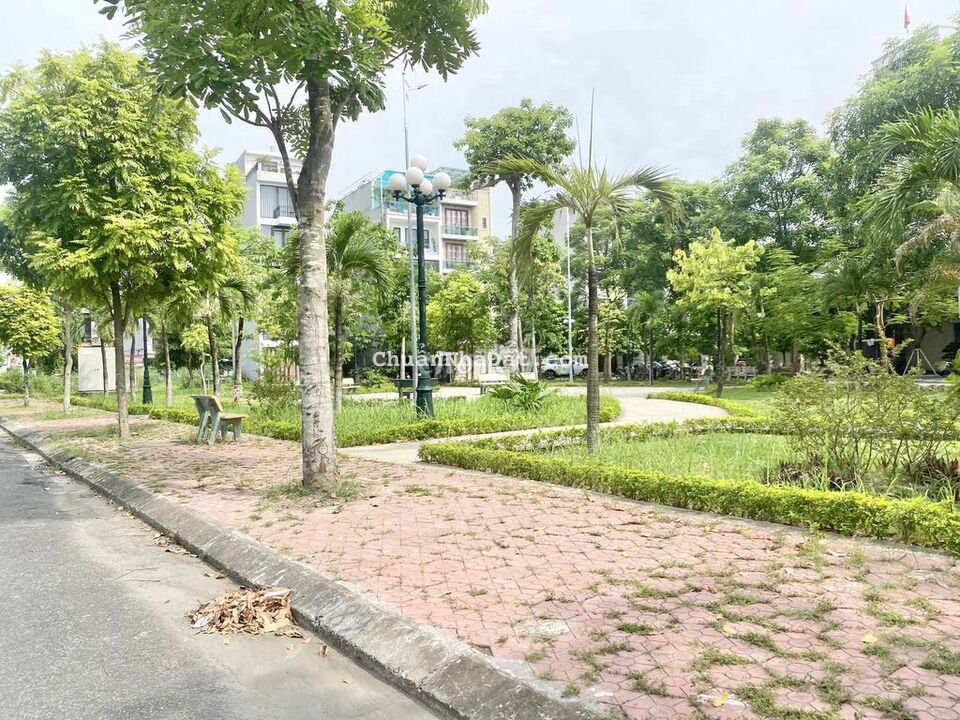 Bán đất 100m2 mặt Vườn Hoa khu đô thị mới Sở Dầu, Hồng Bàng giá 7,3 tỷ