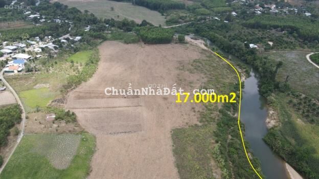Bán đất giáp Sông Trò rộng 17.000m2 bằng phẳng đường oto giá rẻ LH 0788.558.552