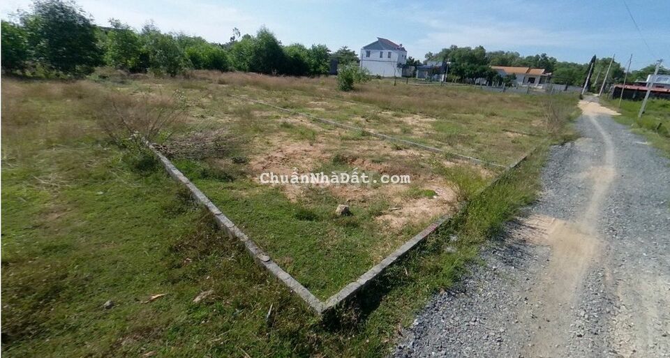 Bán đất 5x25m,đường 3m, full thổ cư, giá 1.2 tỷ,gần KDC, Tân Bình,LaGi Bán đất 5x25m,đường 3m, full thổ cư, giá 1.2 tỷ,gần KDC, Tân Bình,LaGi