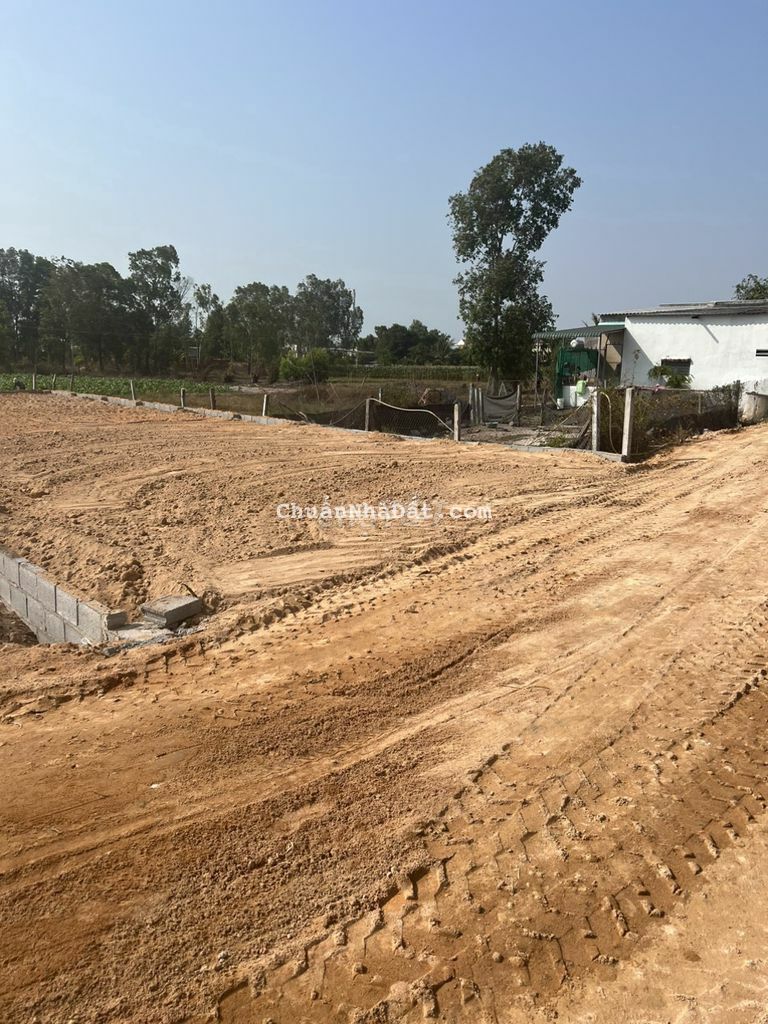 Bán 02 lô liền kề, 5x30m/lô, full thổ cư, đường 4m,xã Tân Bình,tx LaGi