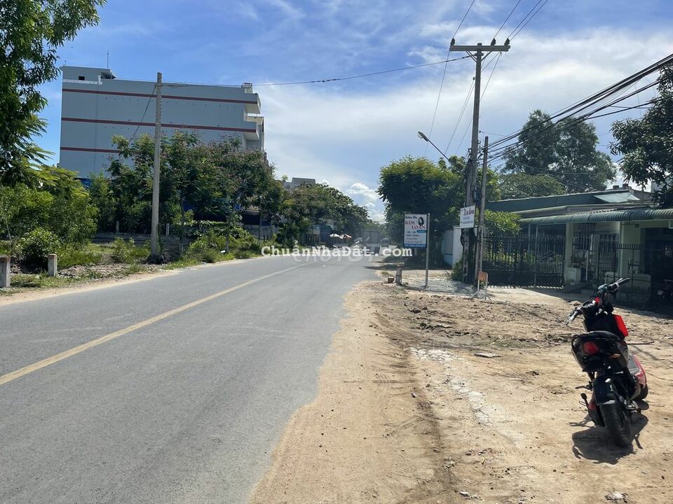 Đất 15 x 20 MT Lê Minh Công - TX LaGi Chính chủ, FULL THỔ CƯ gần biển Đất 15 x 20 MT Lê Minh Công - TX LaGi Chính chủ, FULL THỔ CƯ gần biển