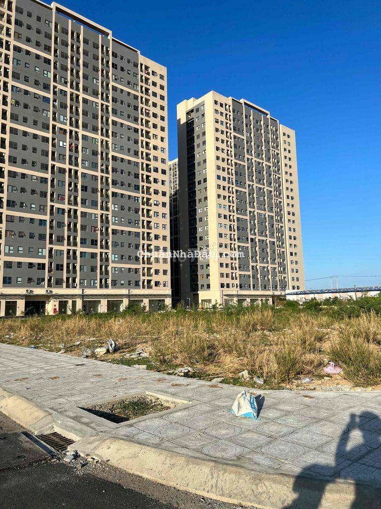 vị trí kinh doanh view chung cư