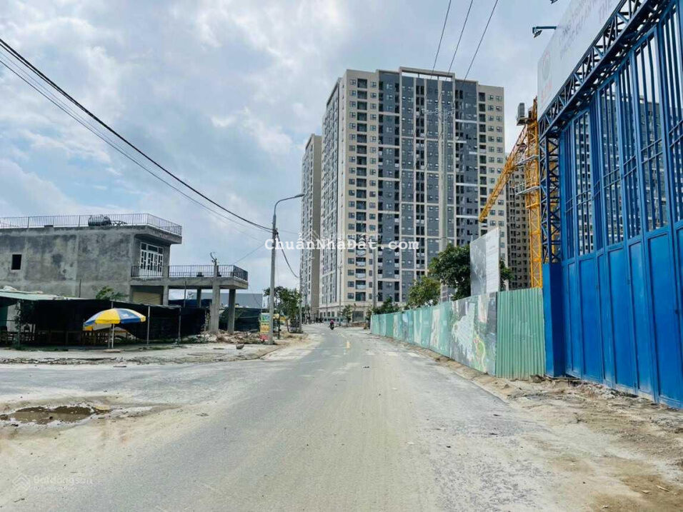 Bán gấp lô đất đường 7.5m đối diện 10 tòa căn hộ kinh doanh rất tiện giá bán nhanh 2,95 tỷ