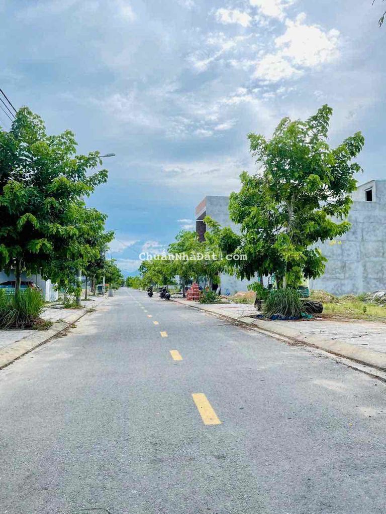 2.04tỷ /lô Đông Nam Lakeside 102m2 sát đường Mê Linh 2.04tỷ /lô Đông Nam Lakeside 102m2 sát đường Mê Linh