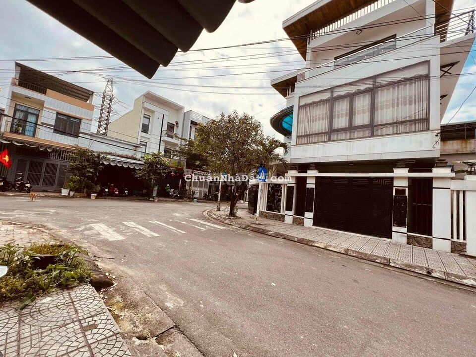 Giá rẻ lô mt bàu năng 8 sát góc siêu đẹp Giá rẻ lô mt bàu năng 8 sát góc siêu đẹp