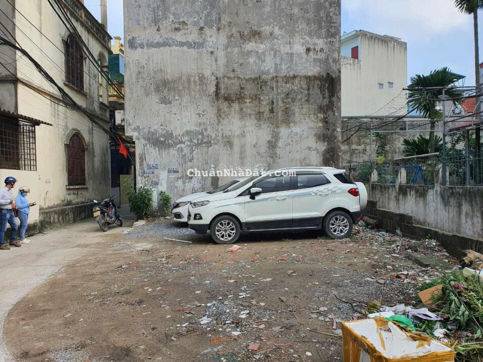 Bán mảnh đất siêu đẹp phố Nguyễn Văn Cừ, ô tô ra vào thỏa mái, DT 43m2, giá 4.95 tỷ